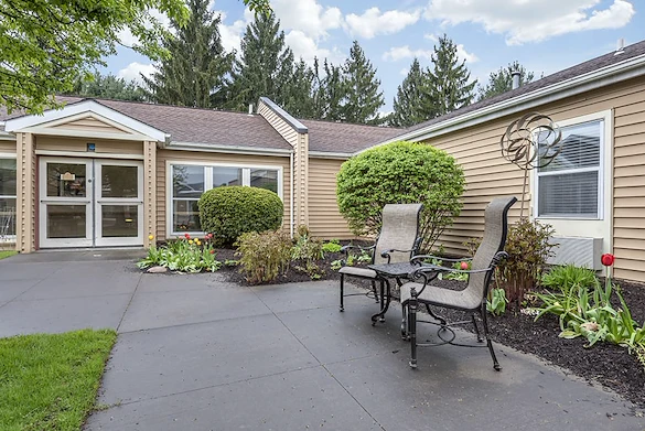 Image of Brookdale Painted Post (10)