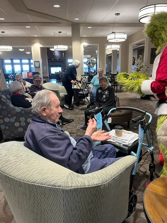 Fieldstone on Clear Creek residents enjoy good company and a special visitor