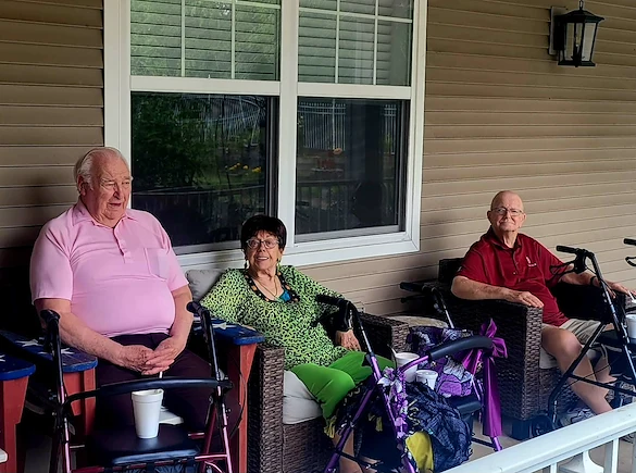 Life at Charter Senior Living of Pekin-photo-7