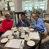 Belmont Gardens Gracious Retirement Living Hawthorn Senior Independent Living in Woodbridge, Virginia residents at dinner