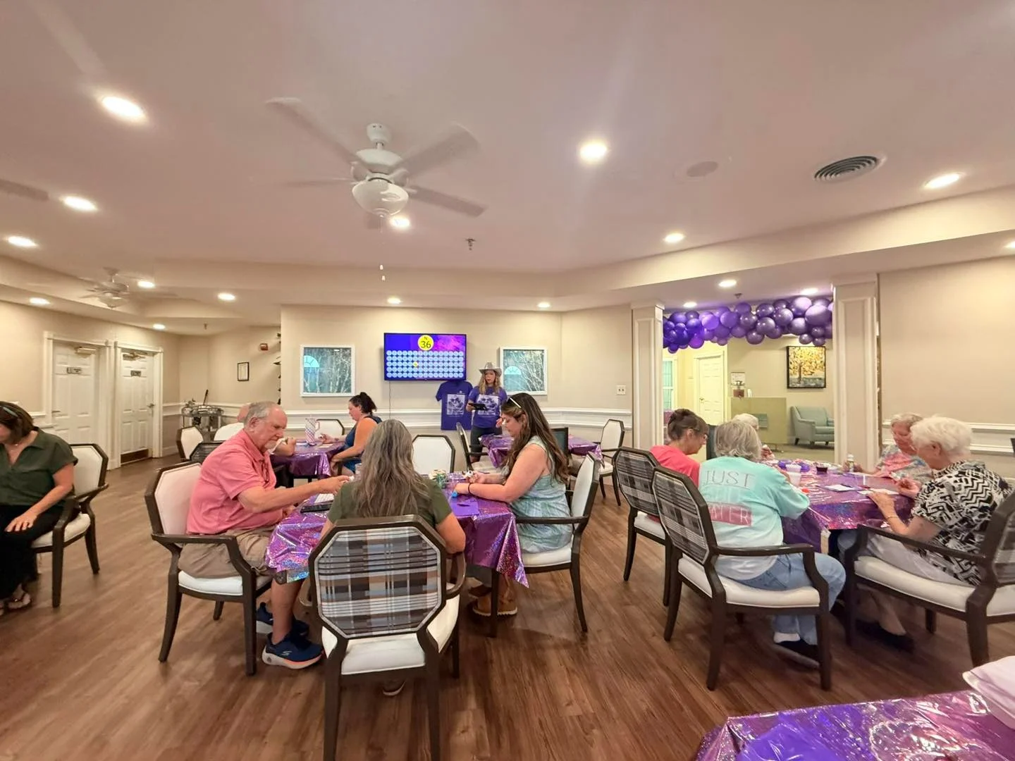 Life at Charter Senior Living of Jefferson City-photo-11