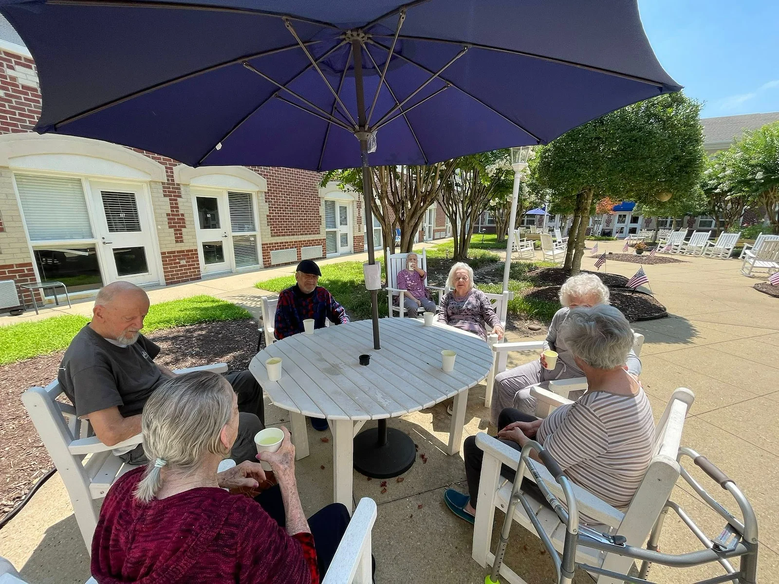 Life at Charter Senior Living of Newport News-photo-12