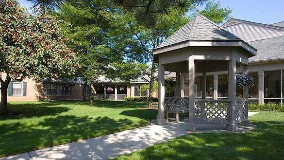 Life at Oakmont Livonia Senior Community-photo-4