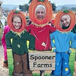 Julian Estates Gracious Retirement Living Hawthorn Senior Independent Living in Puyallup, Washington residents at the pumpkin patch