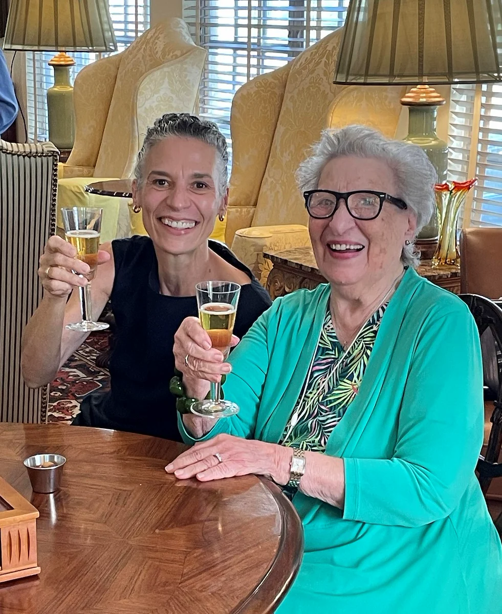 Life at Bay Oaks Historic Retirement Residence-photo-3