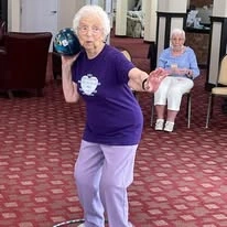 Springwood Landing Gracious Retirement Living Hawthorn Senior independent Living in Vancouver, Washington resident playing a competitive game
