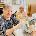 Life at Morning Pointe of Louisville-photo-5