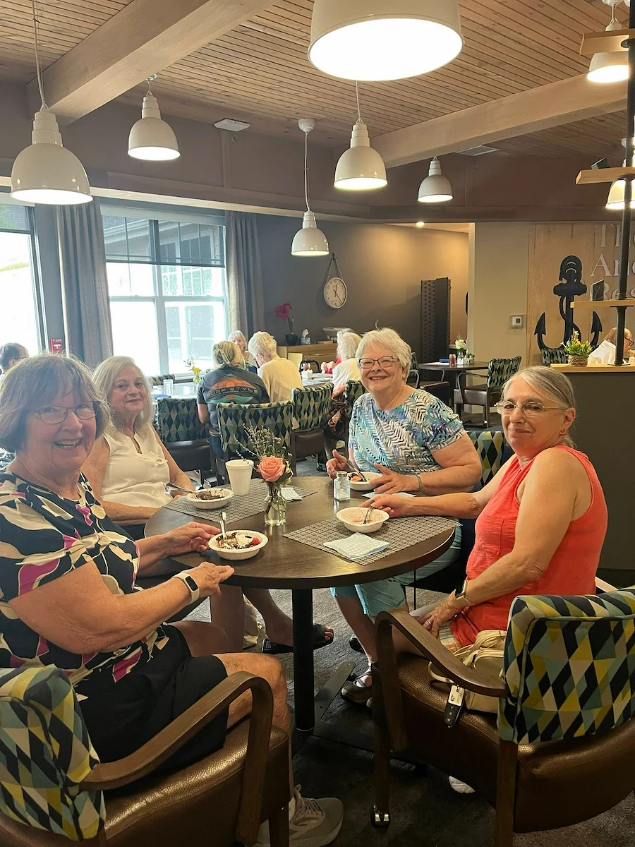 Life at Charter Senior Living of Oak Openings-photo-5