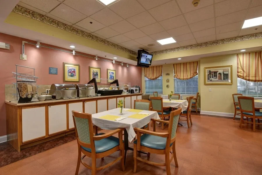 Life at Ville Ste. Marie Senior Living Community-photo-7