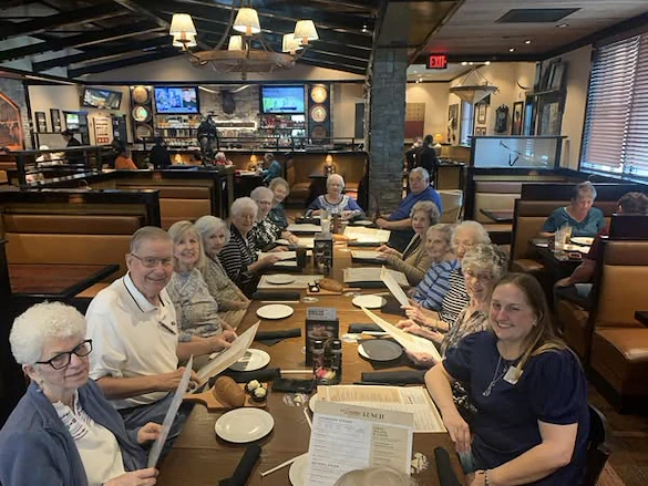 Residents of the Lodge at Pine Creek at a lunch outing
