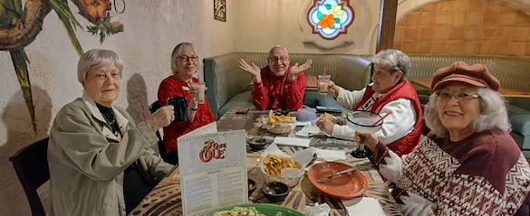 Heatherwood Senior Living outing to a restaurant