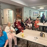 Avamere at Sherwood Assisted Senior Living in Oregon residents socializing