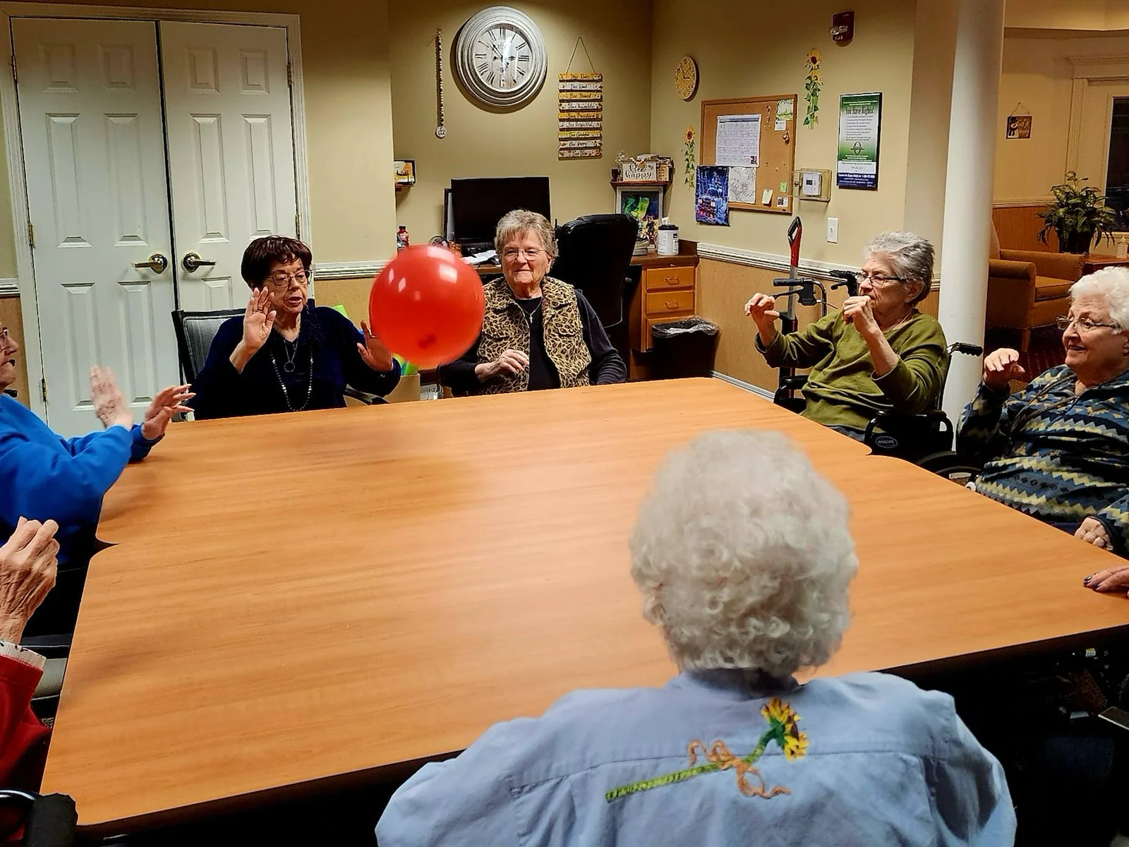 Life at Charter Senior Living of Pekin-photo-1