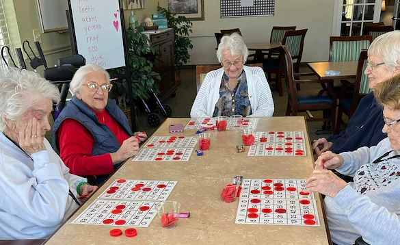 Life at Charter Senior Living of Moline-photo-5