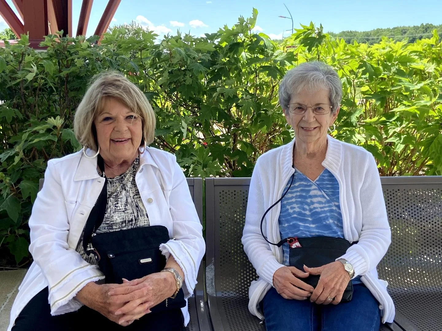 Astral at Auburn, senior living community offering independent living, assisted living, and memory care in Auburn, IN, happy residents on an off-site trip