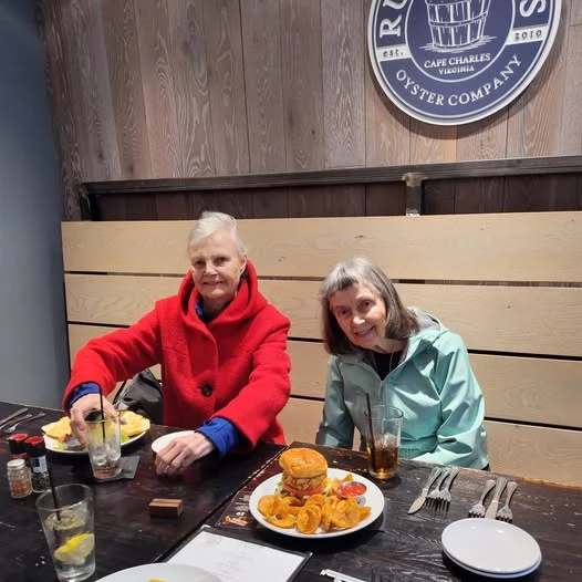 The Barclay at Tuckahoe residents at the Latitude Seafood Co. Stony Point