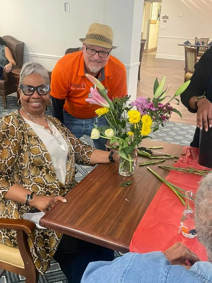 Life at Charter Senior Living of Woodholme Crossing-photo-3