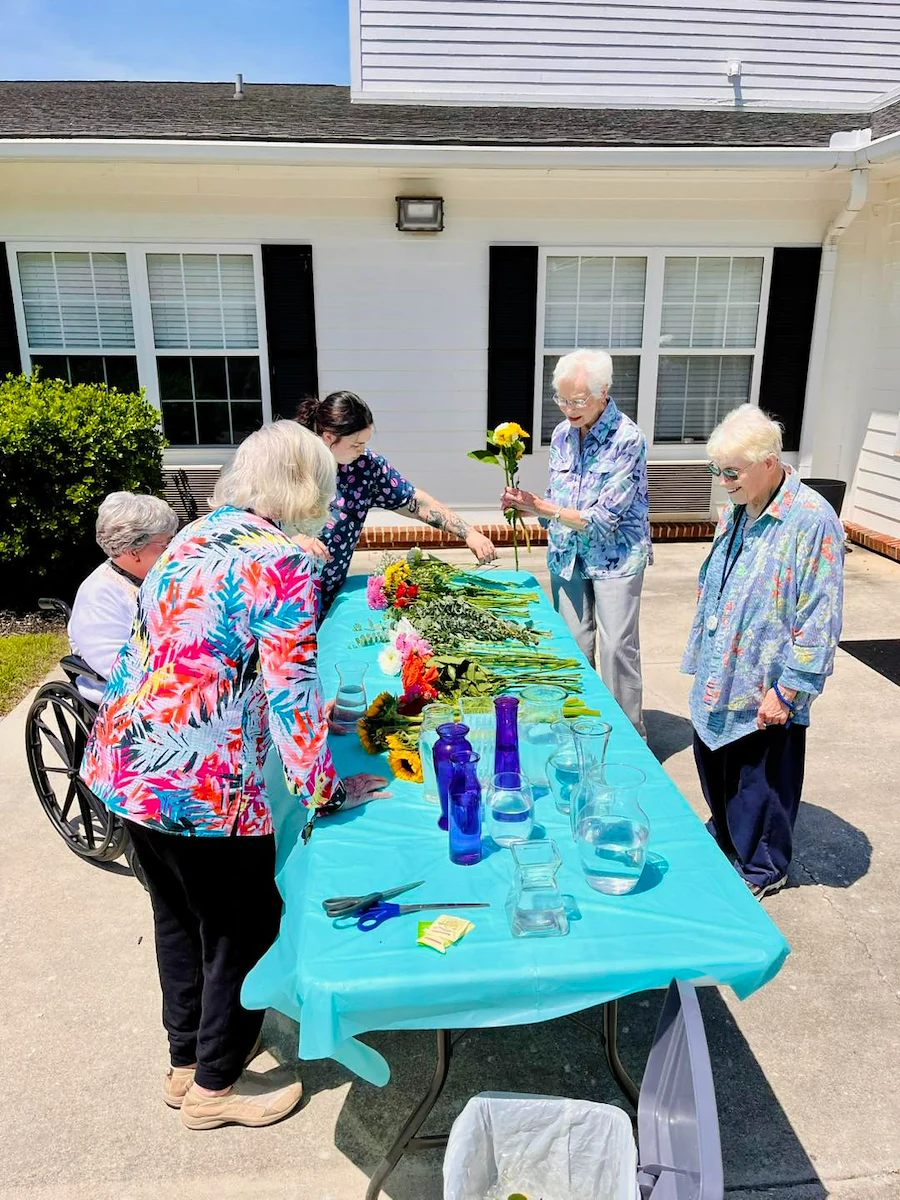 Life at Charter Senior Living of Jefferson City-photo-5