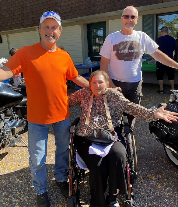 American House Stone senior living community offering independent living and respite care in Rochester Hills, MI, happy resident enjoying time outside