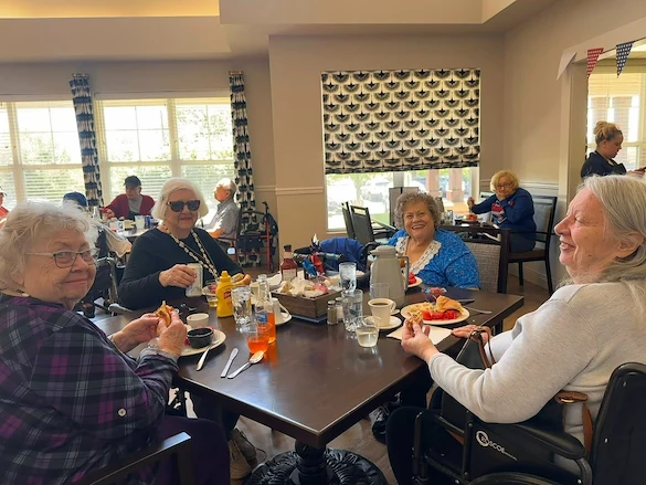 Life at Charter Senior Living of Rockford-photo-6