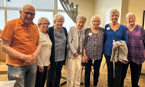 Brookdale Franklin residents smiling