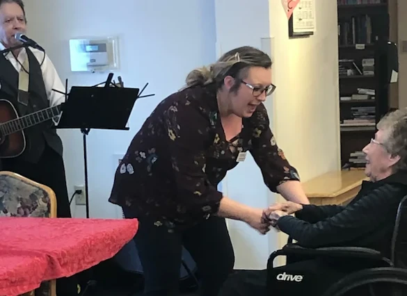 Life at HeatherWood Assisted Living and Memory Care-photo-3