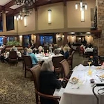 The Stafford Senior Living in Lake Oswego, Oregon residents at dinner