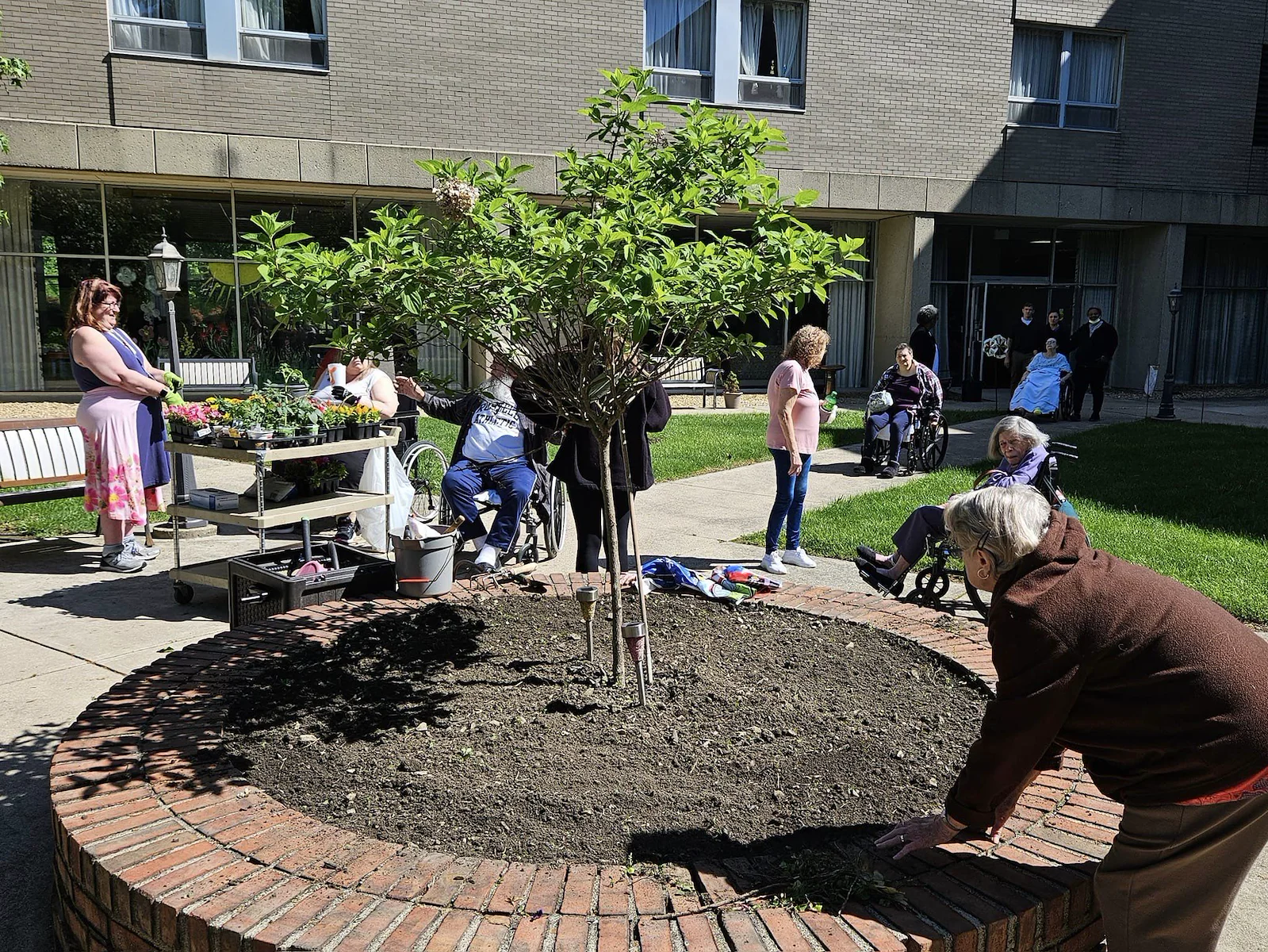 Life at Bradford Place Senior Living-photo-1