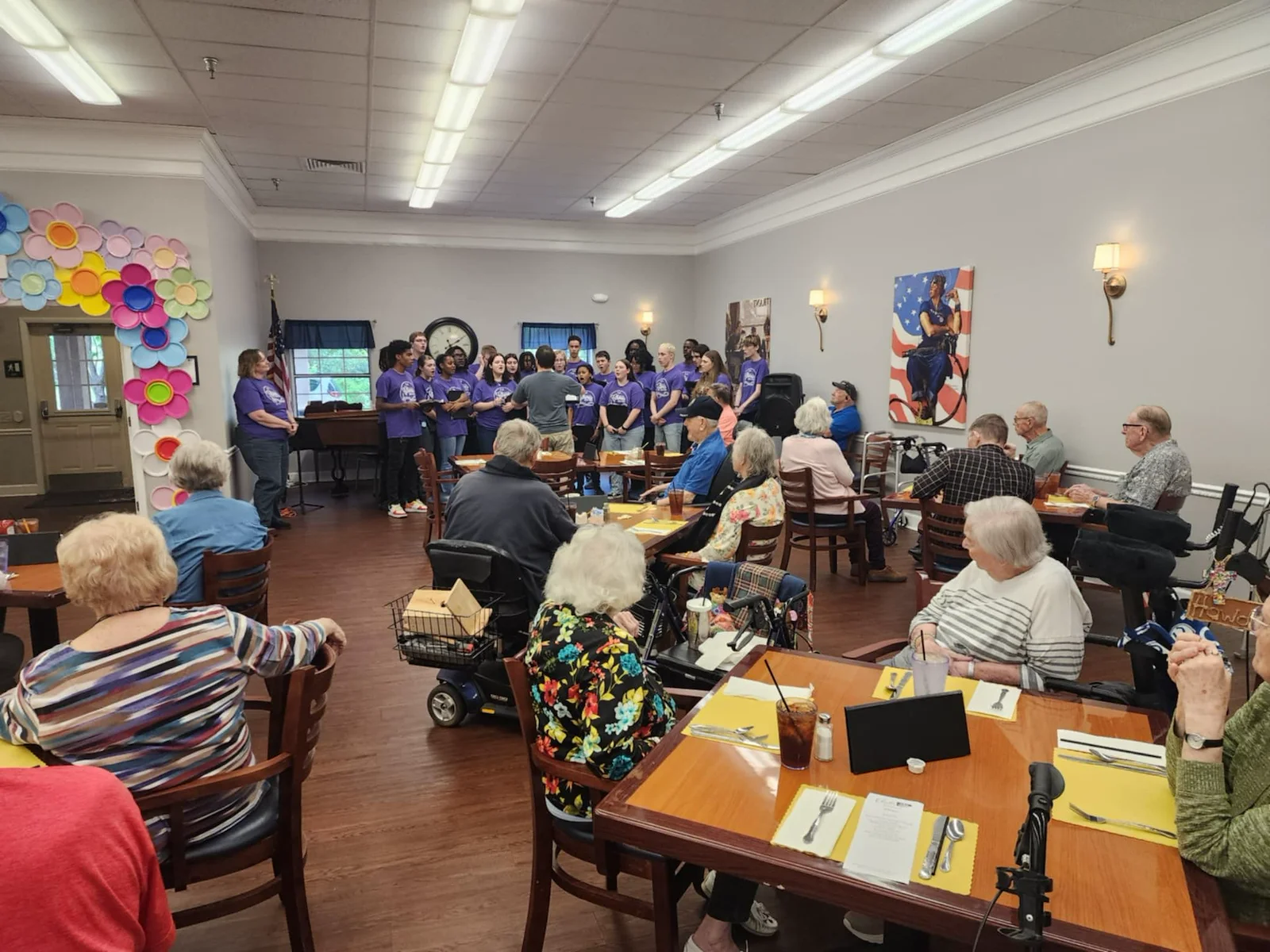 Charter Senior Living of Bowling Green residents enjoy a special performance