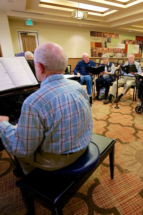 Life at The Suites at Clermont Park Care Center-photo-2