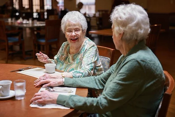 Life at ProHealth Regency Senior Communities - New Berlin-photo-5