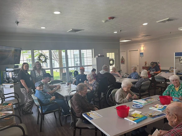 Charter Senior Living of Cleveland residents enjoying ice cream and time together
