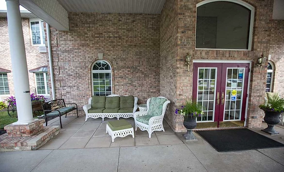 Life at CrownPointe of Anderson-photo-1
