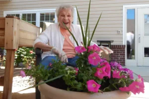 Life at The Oaks at Woodfield Senior Living-photo-4