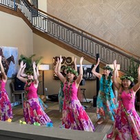Hula Dancers