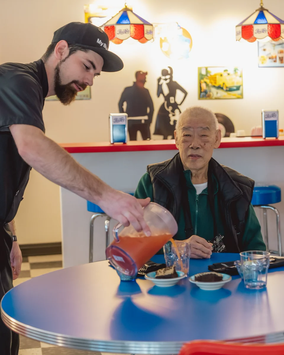 Fieldstone Memory Care of Bainbridge resident dining