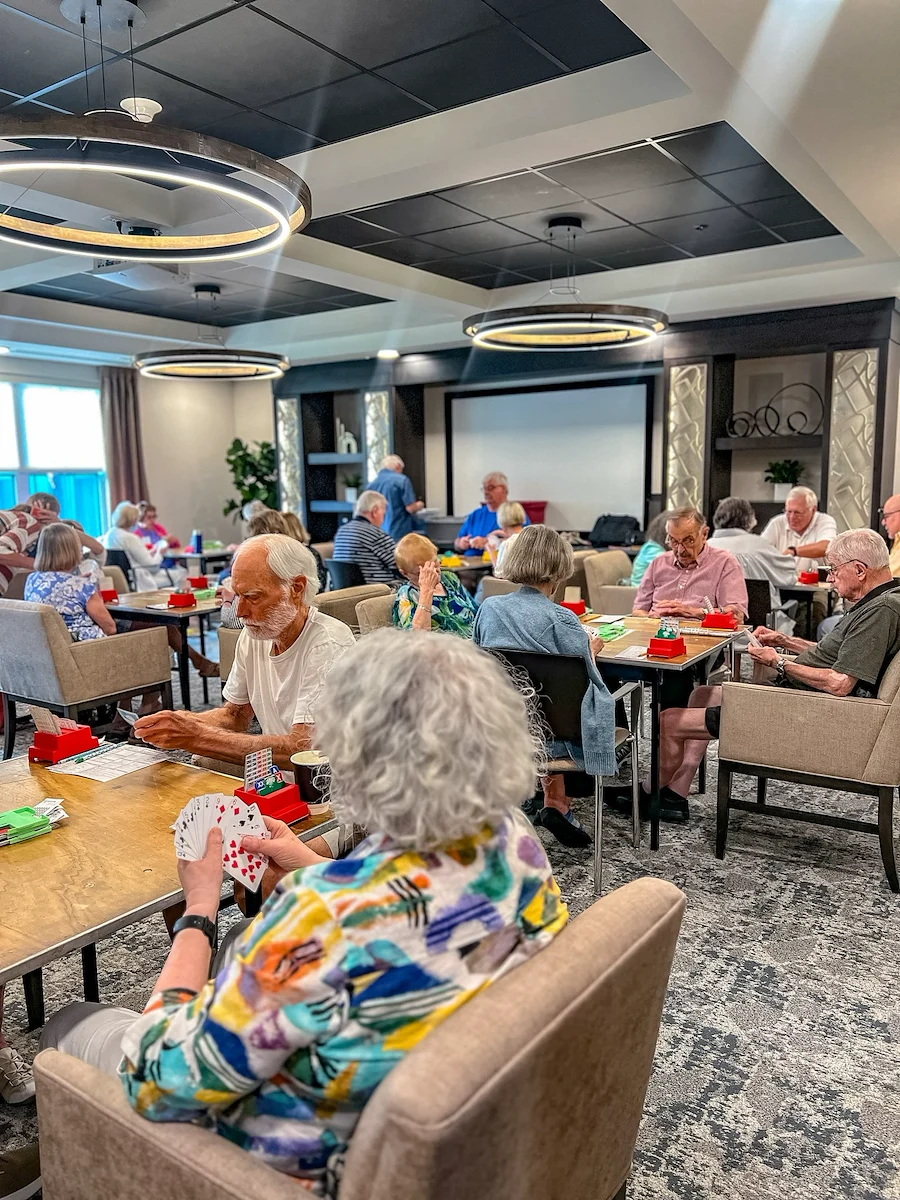 Featherstone at Hickory Hill residents enjoy entertainment outside