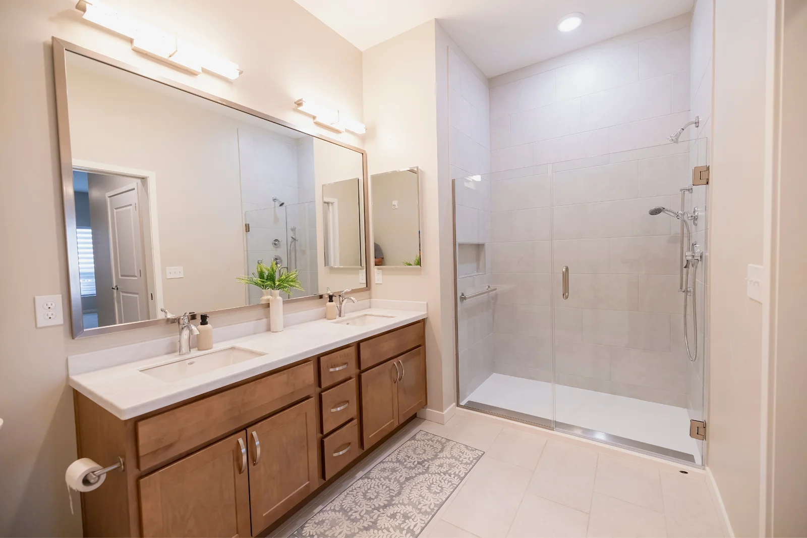 Life at Eastmont Senior Living-photo-6