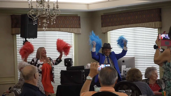 Life at Oakmont Manor-photo-1
