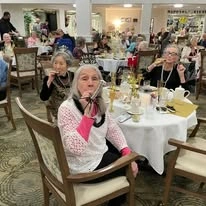 Bella Vista Gracious Retirement Living Hawthorn Senior Independent Living in Asheville, North Carolina residents at a New Years party