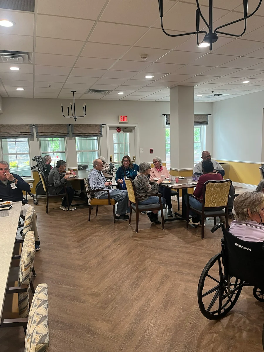 Life at Charter Senior Living of Vinings-photo-7