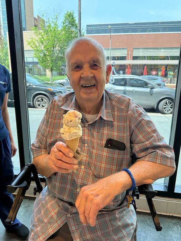 Brookdale Green Hills Cumberland resident enjoying a trip out to ice cream