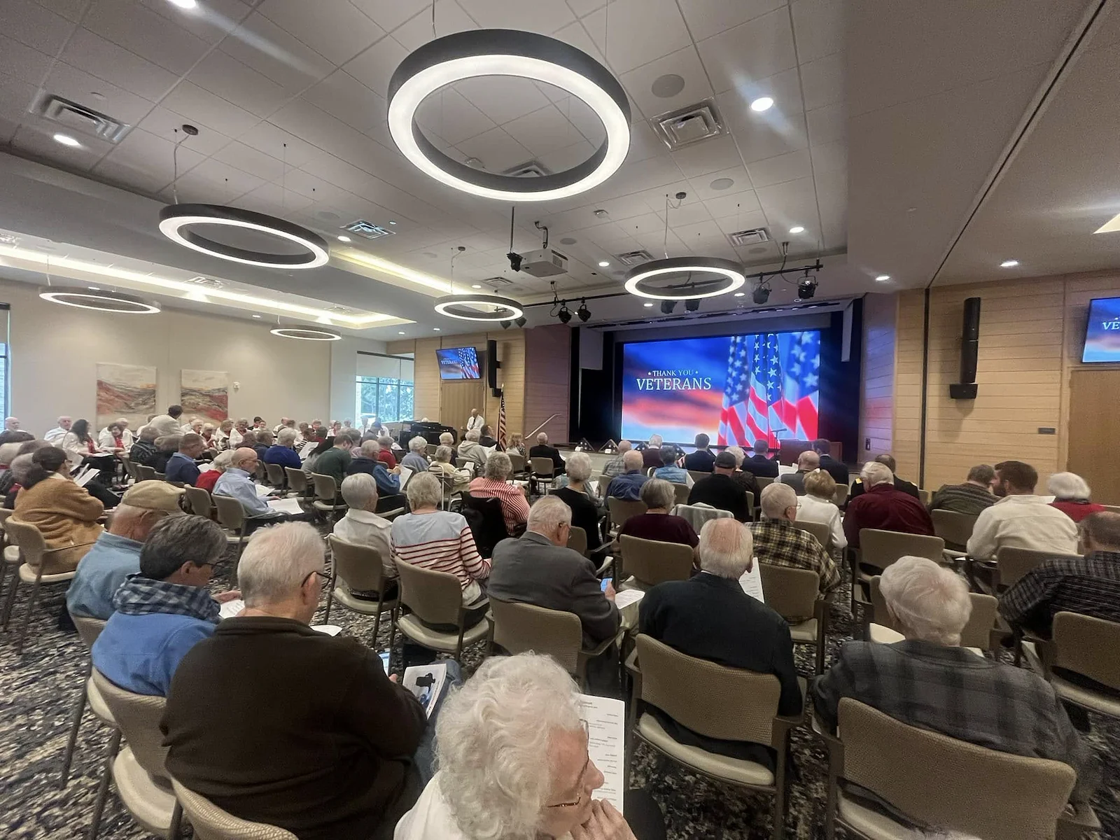 Life at Eastmont Senior Living-photo-7