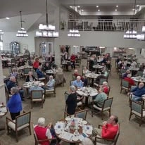 Kennedy Meadows Gracious Retirement Living Hawthorn Senior Independent Living in North Billerica, Massachusetts residents in the dining room
