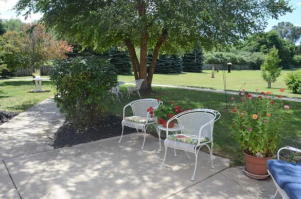 Life at CrownPointe of Stevensville-photo-6