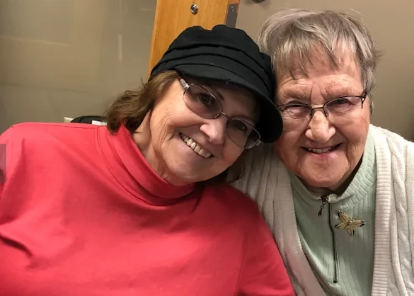 Life at HeatherWood Assisted Living and Memory Care-photo-4