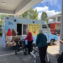 Olympus Ranch Gracious Retirement Living Hawthorn Senior Independent Living in Murray, Utah residents at an ice cream shop