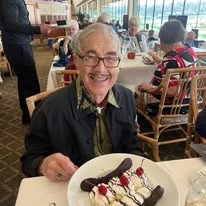 The Oaks of Pasadena resident enjoying dessert.