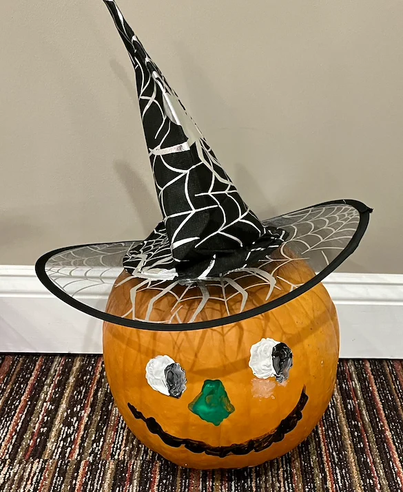 2024 Arts & Crafts Residents decorating pumpkins for contest