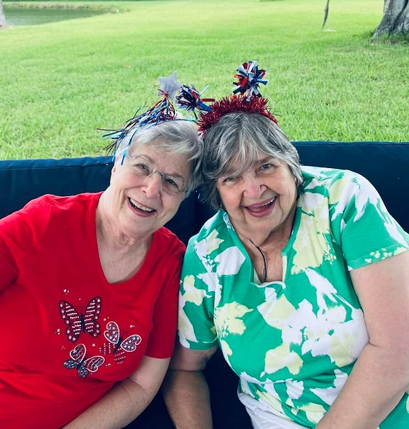Hidden Lakes Senior Living Community Vero Beach, FL, happy residents enjoying a celebration